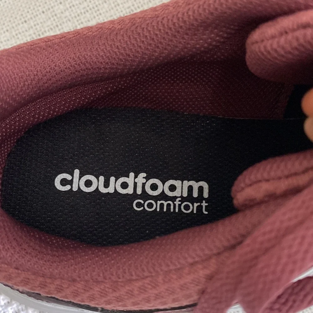 **SOLD**. Mens Adidas Cloudtfoam Comfort Plum colored running shoes size 12 - Picture 4 of 7